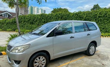 Silver Toyota Innova 2014 for sale in Mandaue