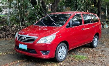 Red Toyota Innova 2012 for sale in Quezon