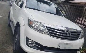 Pearl White Toyota Fortuner 2018 for sale in Calamba