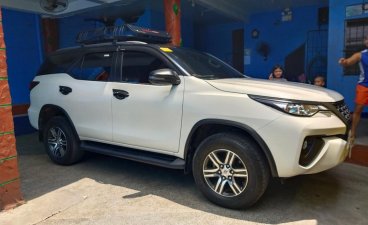 Selling White Toyota Fortuner 2018 in Navotas