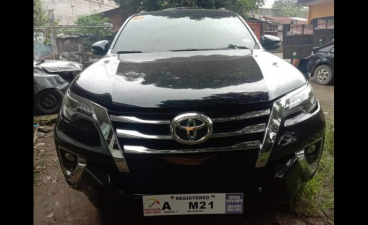 Selling Black Toyota Fortuner 2018 in Caloocan