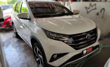 Sell White 2020 Toyota Rush