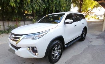 Selling White Toyota Fortuner 2017 in Batangas