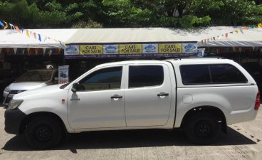 Sell 2015 Toyota Hilux in Manila