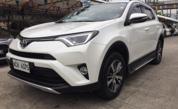 Sell White 2016 Toyota Rav4 