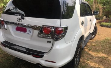 White Toyota Fortuner 2015