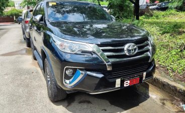 Selling Toyota Fortuner 2020 