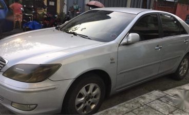 Selling Toyota Camry 2004 