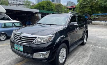 Selling Toyota Fortuner 2012 