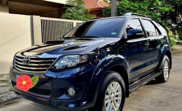 Selling Black Toyota Fortuner 2013 in Parañaque