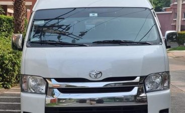 White Toyota Hiace Super Grandia 2018 for sale in Parañaque