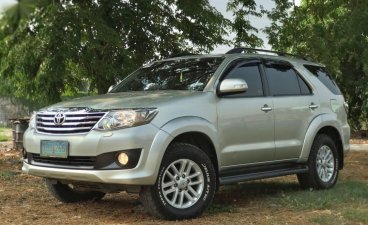 Selling Brightsilver Toyota Fortuner 2012 in Valenzuela