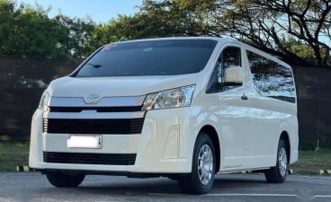 Selling White Toyota Hiace 2020 in Las Piñas
