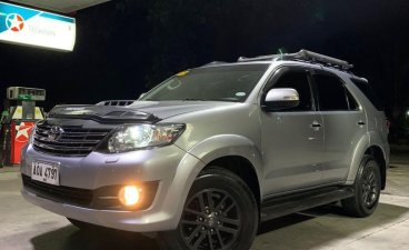 Selling Brightsilver Toyota Fortuner 2015 in Cainta