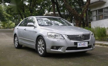 Sell Silver 2010 Toyota Camry in Quezon City