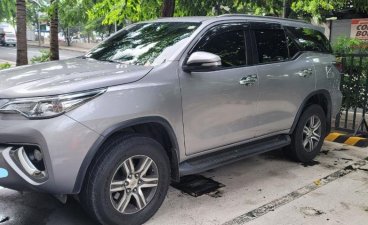 Selling Silver Toyota Fortuner 2016 in Makati