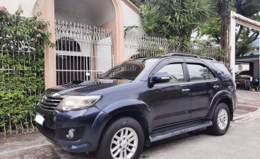 Grey Toyota Fortuner 2013 for sale in Manila