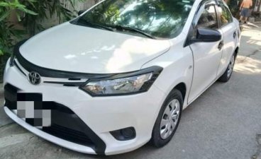 Selling White Toyota Vios 0 in Las Piñas