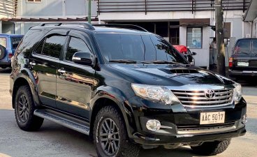 Black Toyota Fortuner 2015 for sale in Automatic