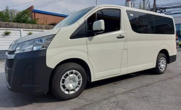 Selling White Toyota Hiace 2020 in Manila