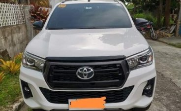 White Toyota Hilux 2019 for sale in Bacolod