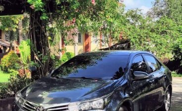 Sell Grey 2015 Toyota Corolla Altis in San Juan