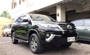 Selling Black Toyota Fortuner 2019 in Manila