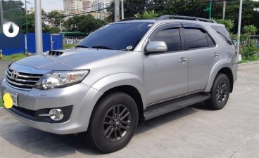 Selling Brightsilver Toyota Fortuner 2015 in Makati