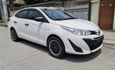 Selling White Toyota Vios 2019 in Quezon