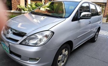 Pearl White Toyota Innova 2008 for sale in Quezon