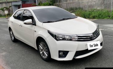 Selling Pearl White Toyota Corolla Altis 2015 in Pasig