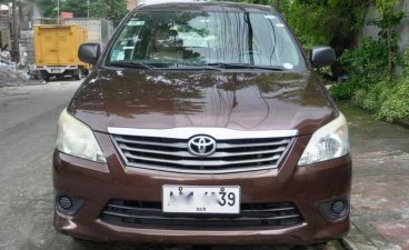 Brown Toyota Innova 2014 for sale in Quezon City