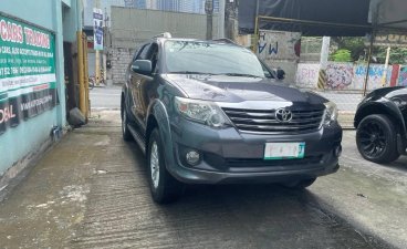 Grey Toyota Fortuner 2014 for sale in Makati