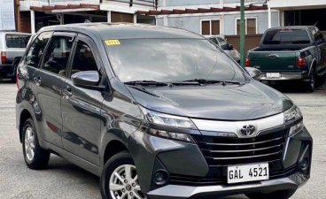 Selling Black Toyota Avanza 2019 in Makati