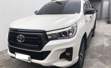 White Toyota Hilux 2019 for sale in Manila