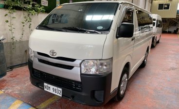 Selling Pearl White Toyota Hiace 2020 in San Juan