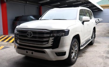 White Toyota Land Cruiser 2022 for sale in Quezon
