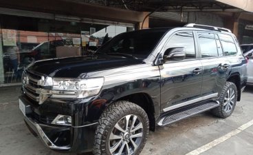 Selling Black Toyota Land Cruiser 2016 in Cainta