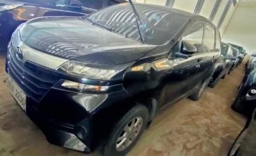 Selling Black Toyota Avanza 2019 in Quezon