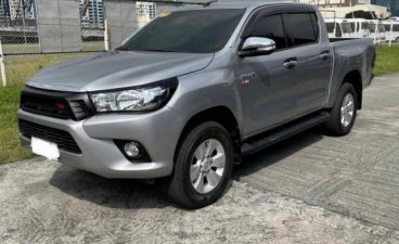 Silver Toyota Hilux 2019 for sale in Automatic
