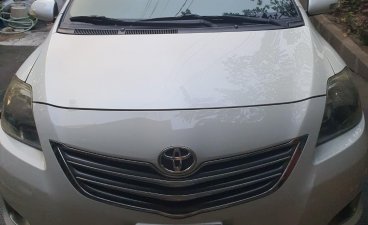Pearl White Toyota Vios 2013 for sale in Mandaluyong