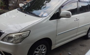 White Toyota Innova 2015 for sale in Quezon