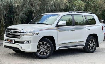 Selling Pearl White Toyota Land Cruiser 2020 in Quezon