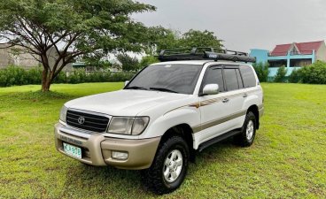  White Toyota Land Cruiser 2000 for sale in Las Piñas