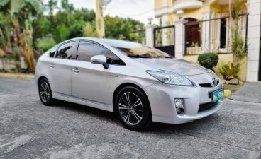 Silver Toyota Prius 2010 for sale in Automatic