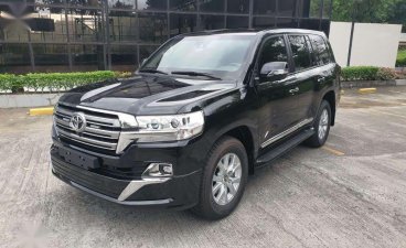 Selling Black Toyota Land Cruiser 2021 in Manila