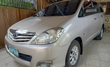 Brightsilver Toyota Innova 2011 for sale in Cainta
