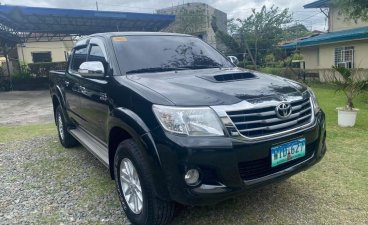 Sell Black 2013 Toyota Hilux in Quezon City
