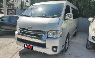 Silver Toyota Hiace Grandia 2017 for sale in Quezon