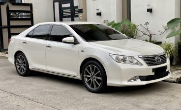 Pearl White Toyota Camry 2012 for sale in Balanga